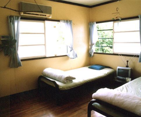 Minshuku Rakutenya 招待所 Ishigaki (Okinawa)